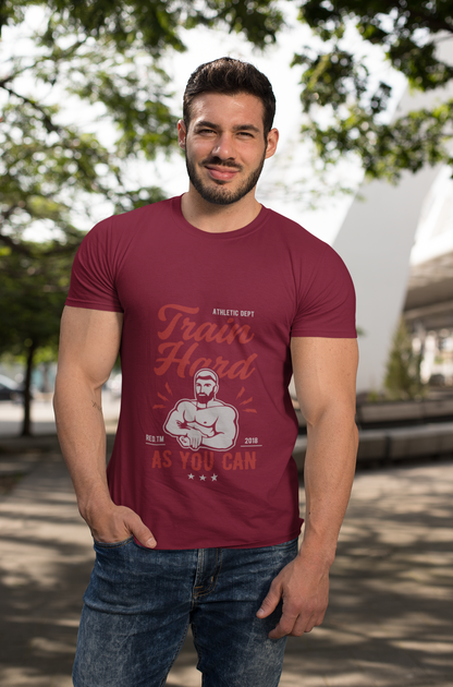 Camiseta Train Hard